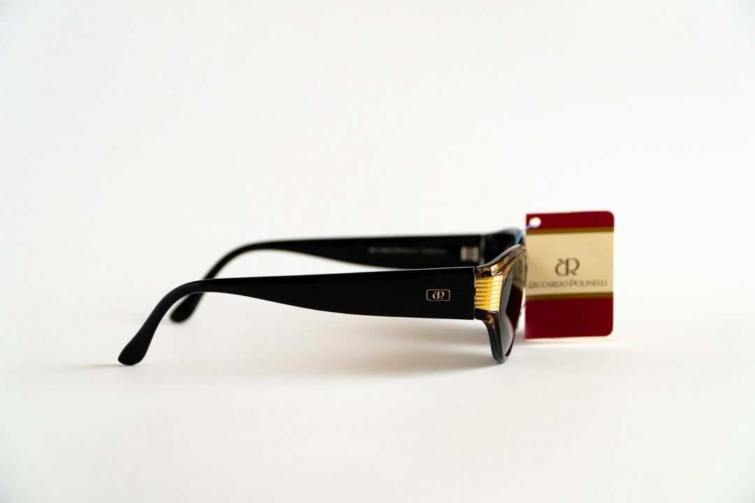 modelo de gafas RICARDO POLINELLI HB-1 lado